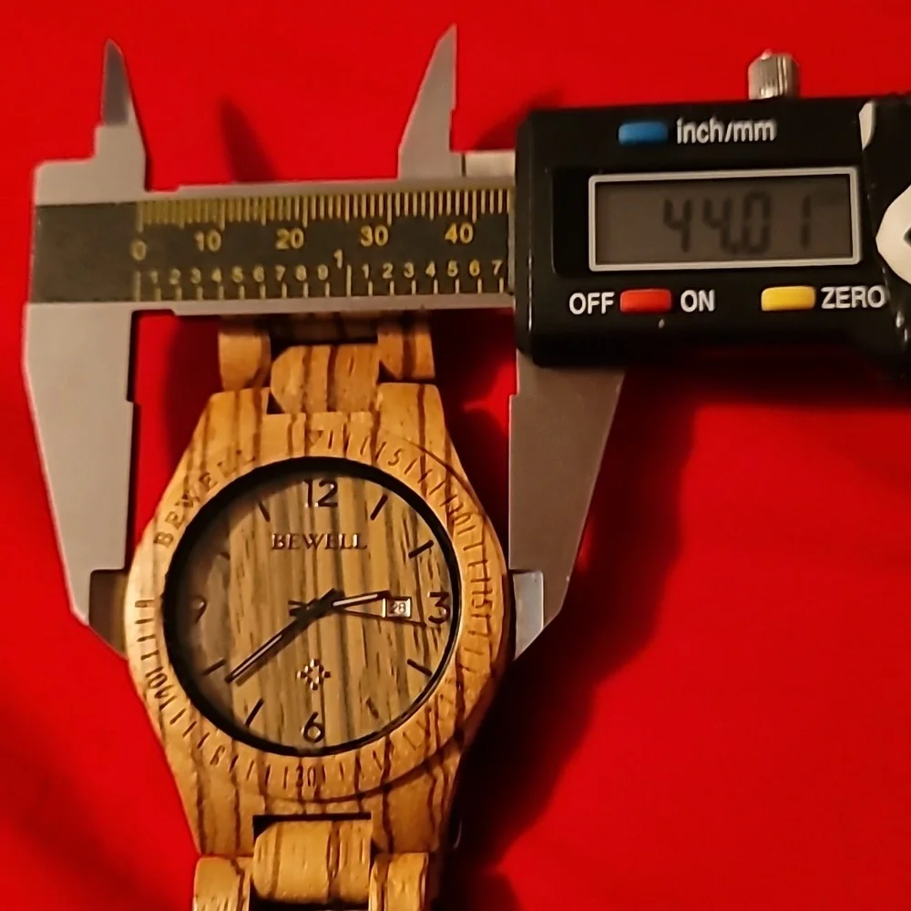 Bewell Hawaiian Zebra Wood Watch Wristwatch Chronograph with Date Window‎ At 3